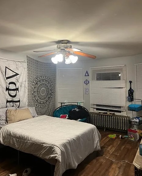 110 University Blvd student rental img