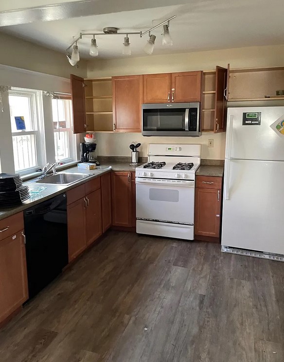 Rental property for Rowan students image of 36 S Main St in Glassboro NJ